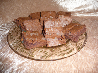 brownies med chokolade og peanuts | Bageopskrifter, kageopskrifter og opskrifter på tærte m.m. brownies med chokolade og peanuts | Bageopskrifter, kageopskrifter og opskrifter på tærte m.m.