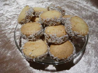 Cookies med lime og karamelfyld | Bageopskrifter, kageopskrifter og opskrifter på tærte m.m.