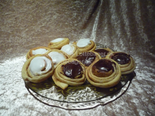 Kanelsnegle | Lottebager.dk | Bageopskrifter, kageopskrifter og opskrifter på tærte m.m.