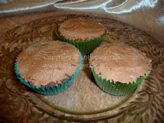 Muffins med nougatglasur | Lottebager.dk | Bageopskrifter, kageopskrifter og opskrifter på tærte m.m.