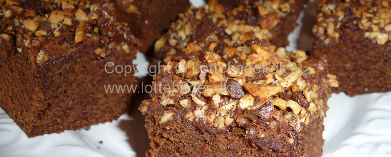 Brownies med nøddetop og Bailey - bageopskrift