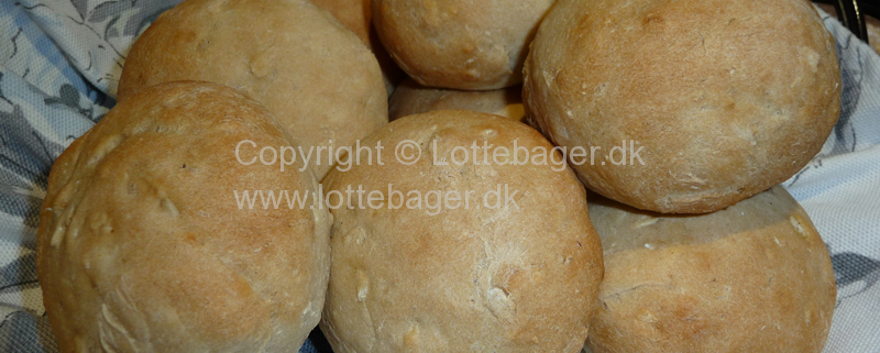 Musli boller - bageopskrift